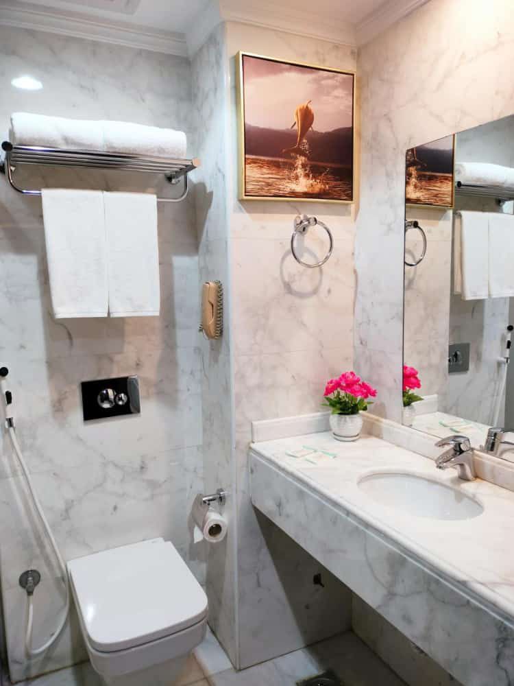 رحلة الخميس العشاء